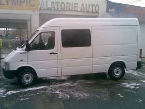 transport marfa cu autoutilitara VW LT35 maxim 2 T vol.13 m3 local si in tara .