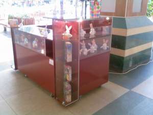 Vand mobilier stand ptr. mall