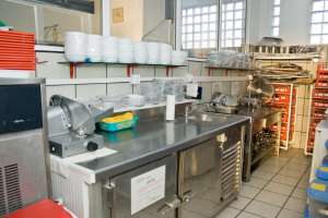 Inchiriem laborator pentru catering