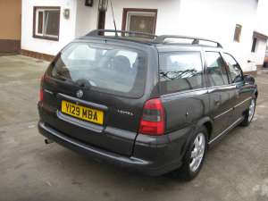 Dezmembrez Opel Vectra B 2001