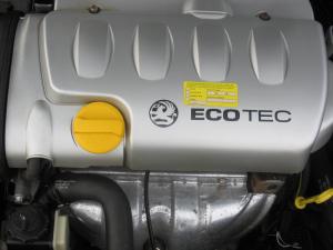 Dezmembrez Opel Vectra B 2001