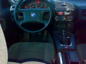 vand bmw 318 din 1996