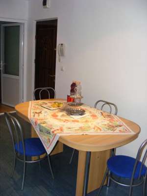 Vand apartament cu o camera in SIGHISOARA