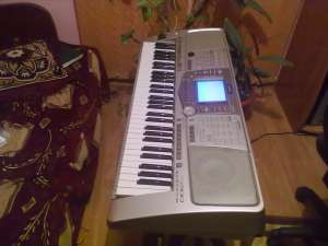 Vand orga Yamaha PSR2100