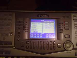 Vand orga Yamaha PSR2100
