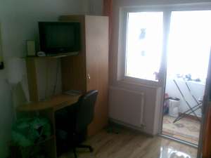 inchiriez apartament 2 camere in mangalia 2009