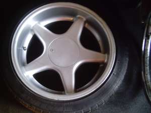 vand jante pe 17 cu tot cu gume 4x108, 110 !!!
