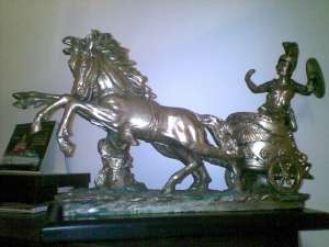 Statuie car roman