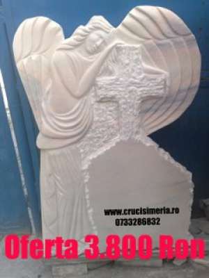 monumente funerare