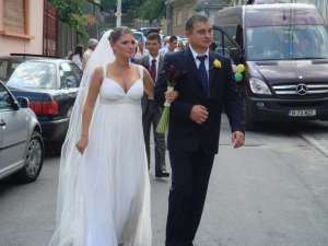 Vand rochie mireasa