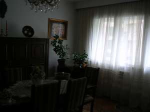 vand apartament 4 camere satu mare