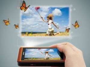 Camera video Full HD cu picoproiector incorporat Stoc limitat