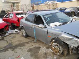 dezmembrez Alfa Romeo 156