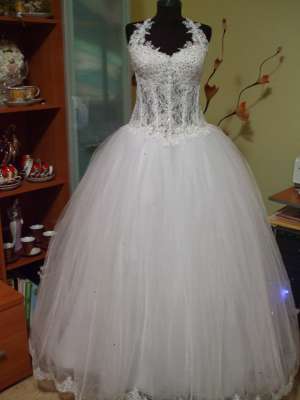 ROCHIE MIREASA MARA