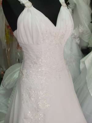 ROCHIE MIREASA CAKITA