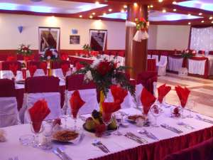 DECORATIUNI RESTAURANT