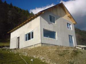 Vila la munte