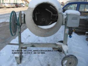 vind betoniera 300 litri