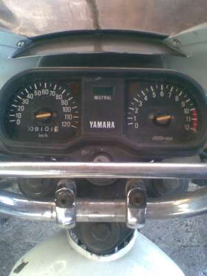 vand scuter yamaha arata suoer 120km h merita vazut accept si variante sau schimb cu laptop