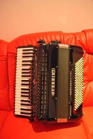 Vand acordeon Guerrini