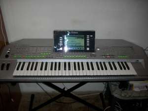 vand yamaha tyros 2 sau  schimb korg pa800