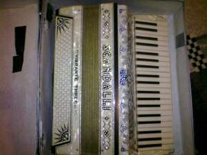 VAND ACORDEON SCANDALLI