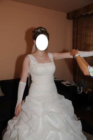 Vand rochie de mireasa