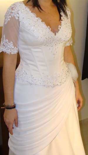 vand rochie mireasa agnes toma