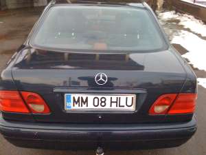 MERCEDES E 290