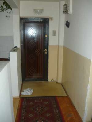 aprtament 3 camere independentei zona cerna
