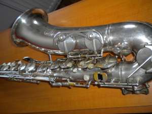 vand saxofon tenor