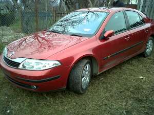 dezmembrez renault laguna 2 an 2001 benzina 16 valve