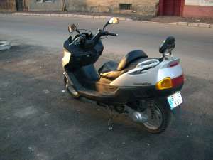 vand maxiscuter monarch 125