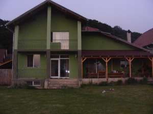Vand/ Schimb casa Rasnov,  Brasov