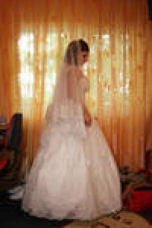 Vand rochita de mireasa stil printesa,  ivoire, White lady