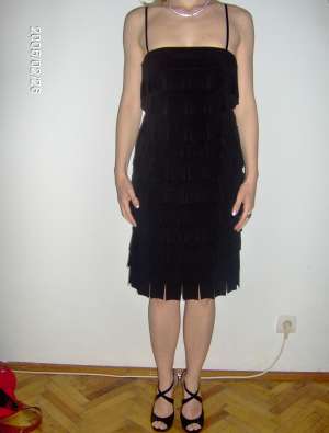 inchiriez ROCHII DE GALA + pantof (SUA)