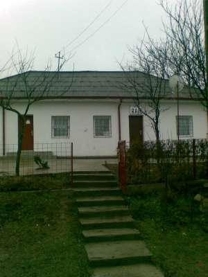 vand spatiu comercial sau schimb
