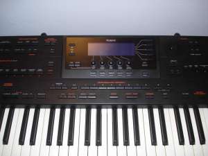 Vand ORGA ROLAND G800 URGENT!!!