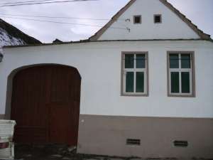 VAND CASA IN AMNAS, SALISTE 28KM DE SIBIU