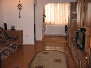schimb garsoniera cu ap.2 camere + diferenta