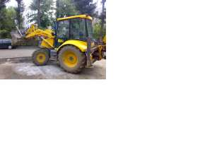 inchiriez buldoexcavator