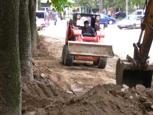 inchiriez buldoexcavator