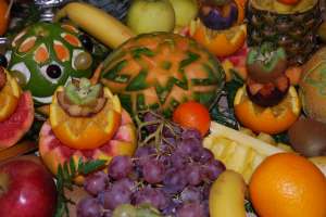 SERVICII FOTO&VIDEO SCULPTURI IN FRUCTE