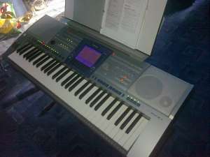 Vand orga Yamaha PSR1500 stare exceptionala