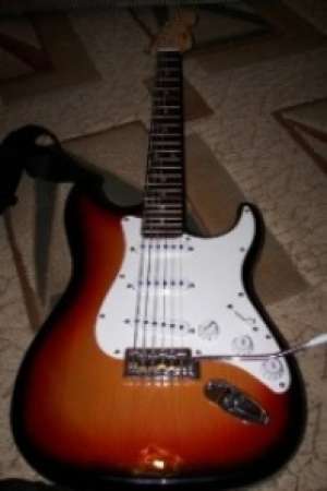 Vandschimb chitara electrica
