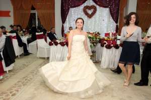 Vand Rochie mireasa