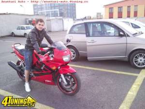 Vand Honda CBR f2
