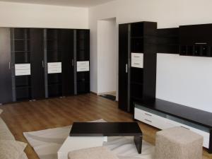 APARTAMENT 3 CAMERE QUADRA PLACE BUCURESTI