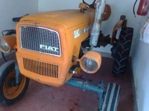 TRACTOR FIAT 215