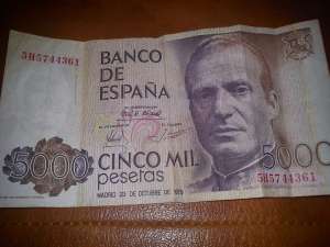 vand bani vechi pesetas
